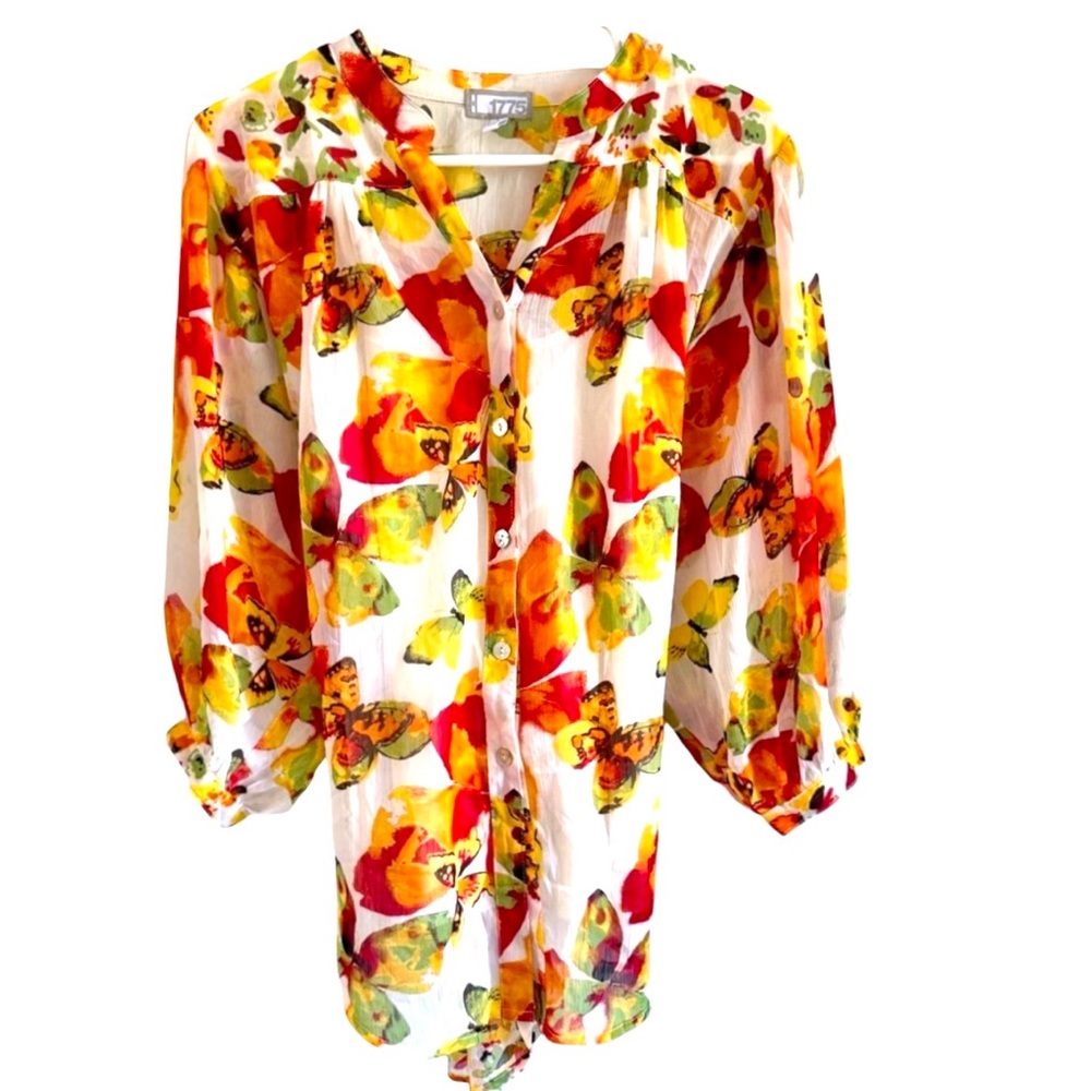 Sheer Butterfly Print Botton Front Blouse woman’s sz M